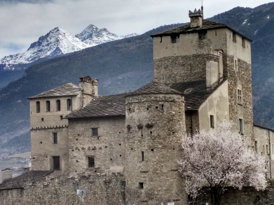 Castello di Sarriod de la Tour